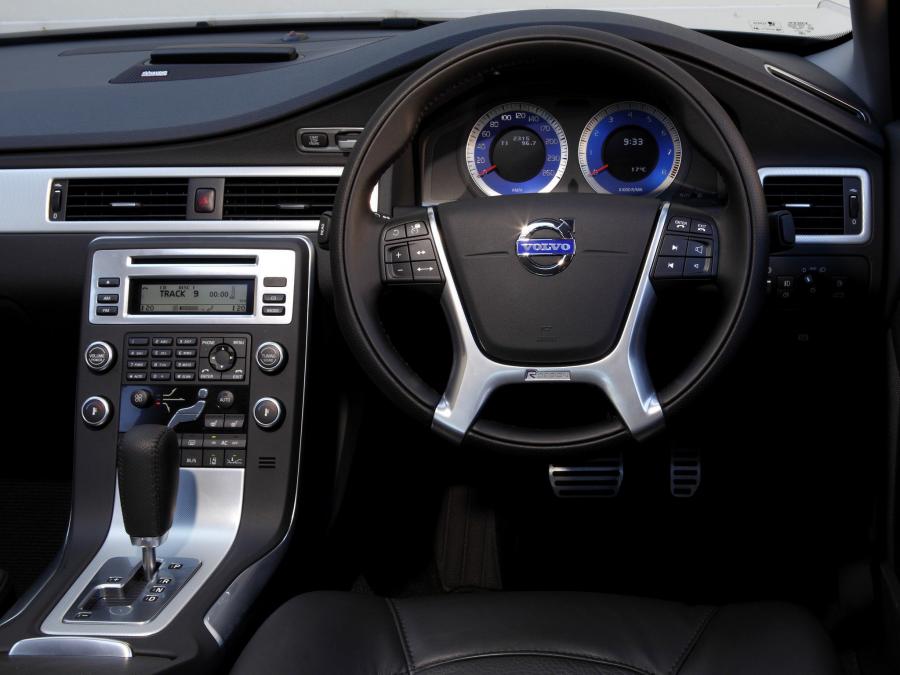  Volvo S80 V8 AWD 2010 года  (AU) (фото 2 из 5)